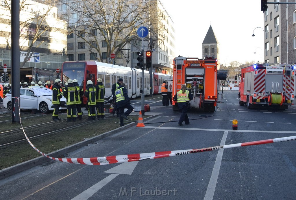 VU PKW Strab Koeln Mitte Pipinenstr Hohestr P027.JPG - Miklos Laubert